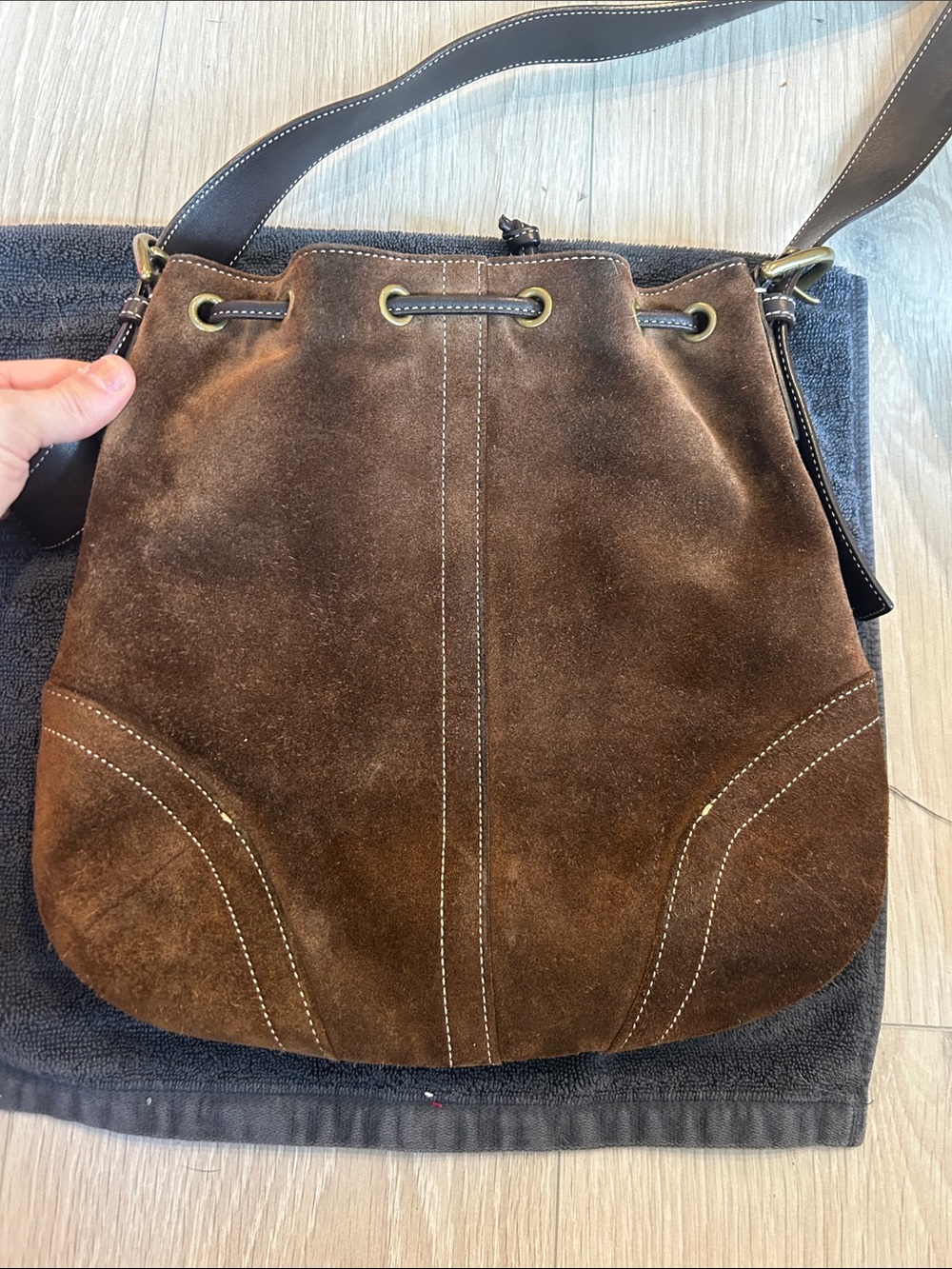 Coach Suede bucket bag - Picture 9 of 11